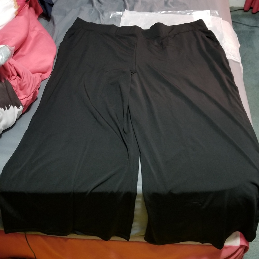 Black Crop Pants